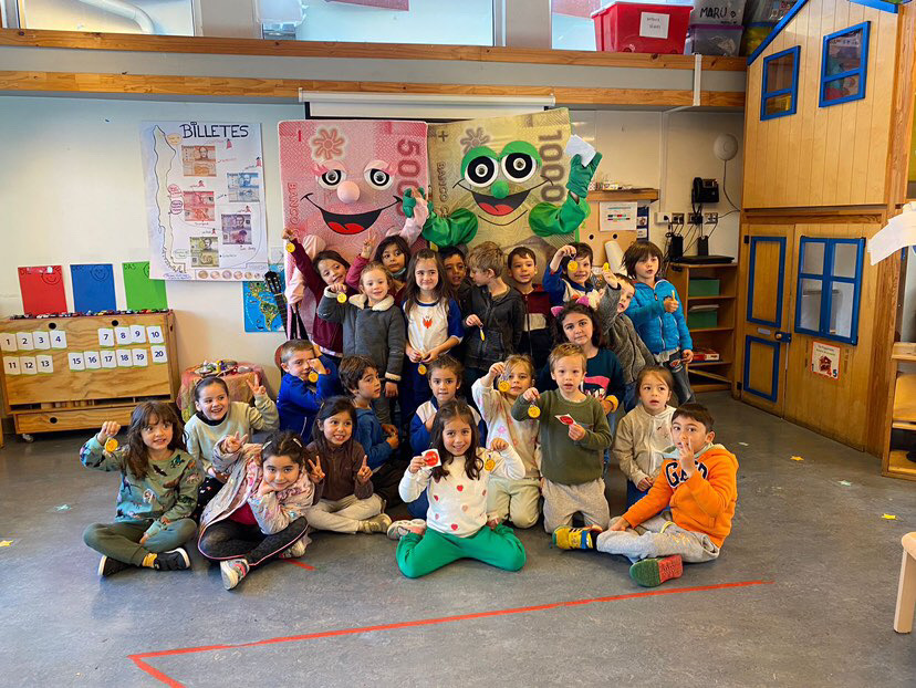 SEGUIMOS DIVIRTIÉNDONOS EN NUESTRAS ACTIVIDADES PADRES-HIJO