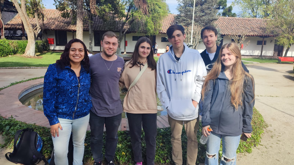 OLIMPIADAS DE FÍSICA 2022