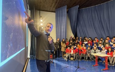 6. KLASSE ENTDECKT SCHÄTZE SANTIAGOS MIT RODRIGO GUENDELMAN